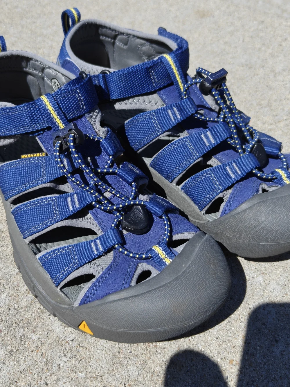 KEEN Kids Size 5 Newport H2 Blue Grey Washable Outdoor Hiking Water Sandals